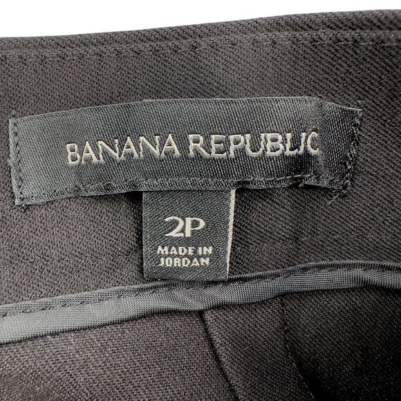 Banana Republic Black Knee-Length Front Slit Back Gold Zipper Skirt Petite 2 - Picture 3 of 5